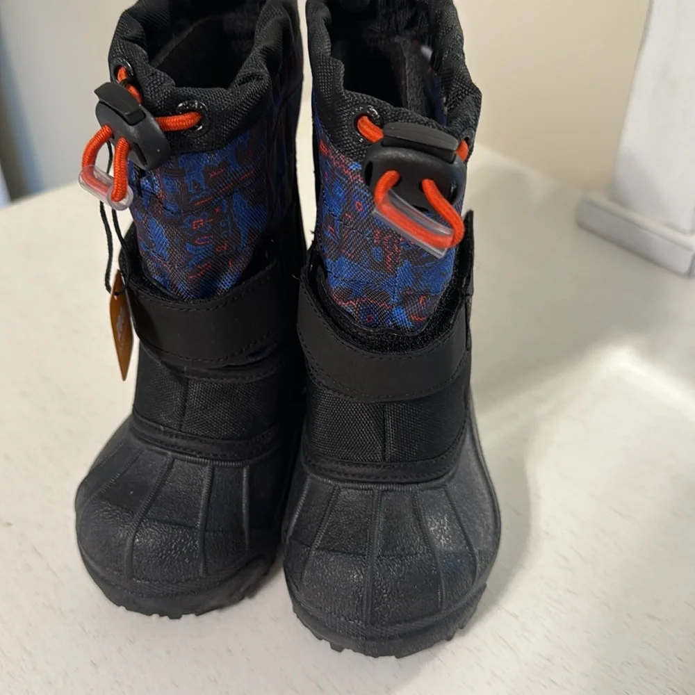 Columbia Kids' Unisex PowderBug SnowLite Boots / Size 5 / Brand NWT / TechLite